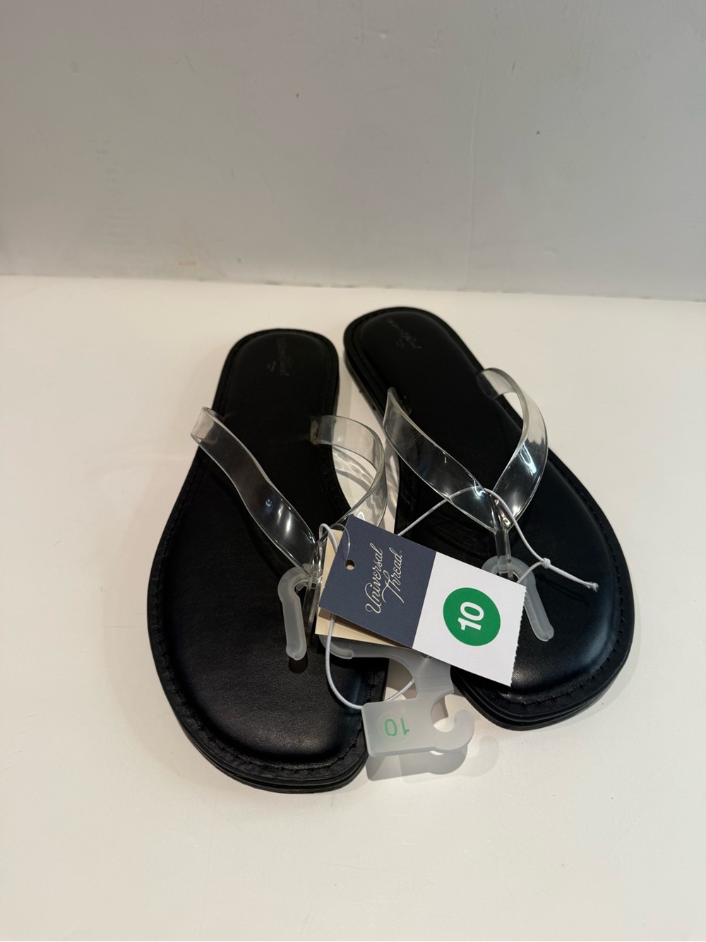 NWT Universal Thread Black Flip Flop Sandals Clear Straps Size 10